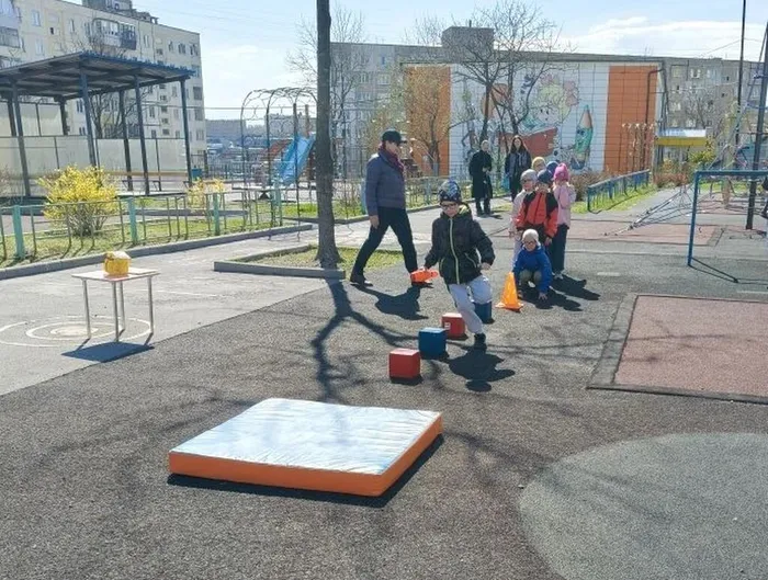 f2429ba1-4d25-401b-a03d-56d512e36b86